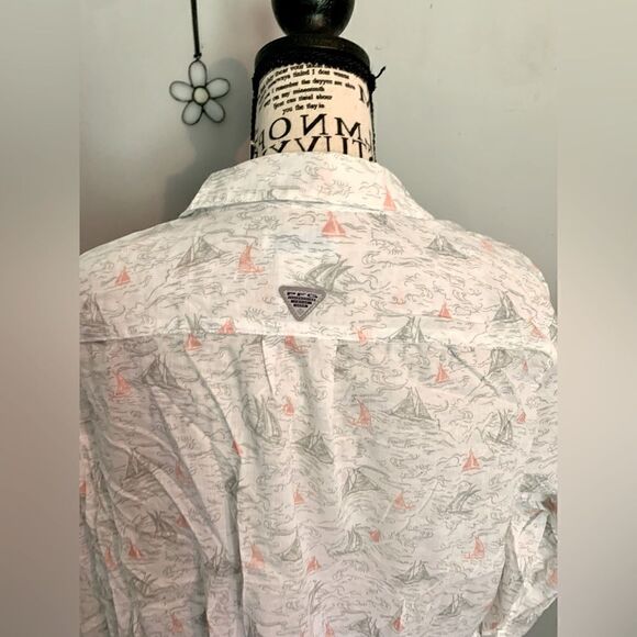 Columbia button down Summer shirt - Picture 3 of 4